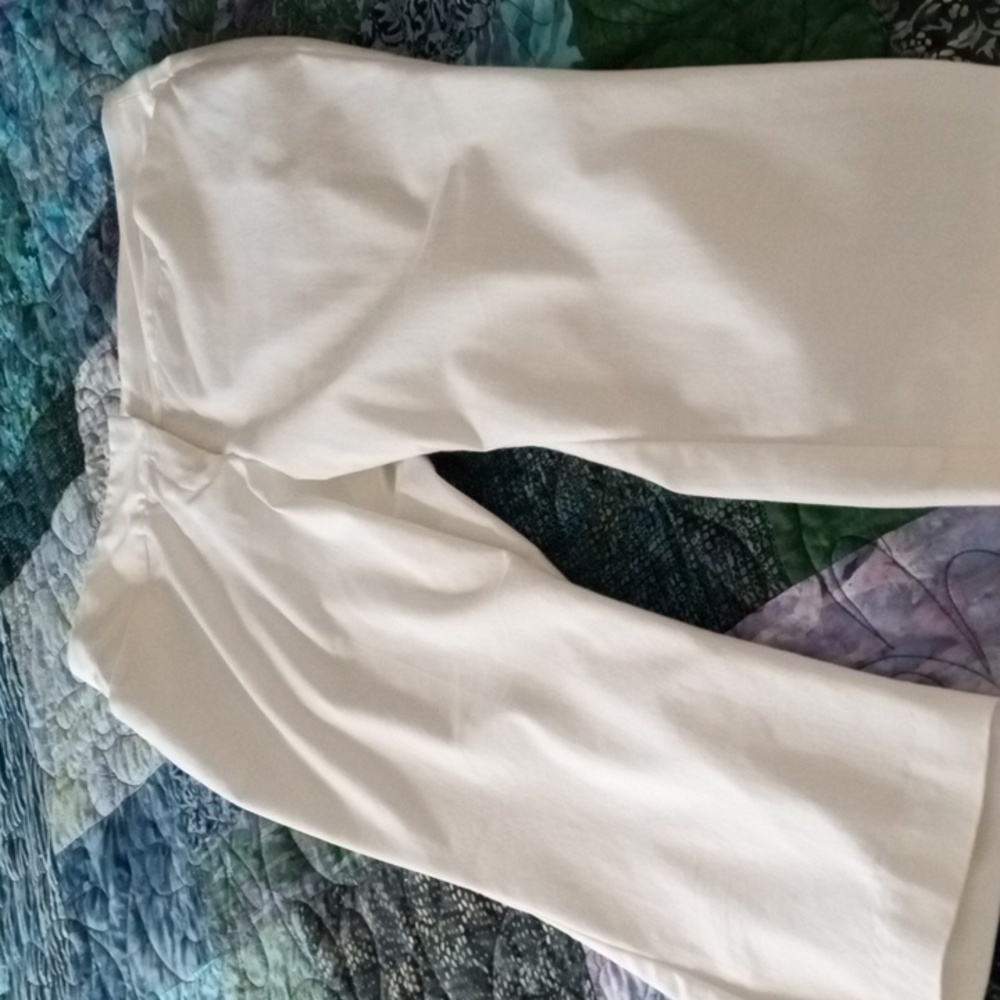 White capris
